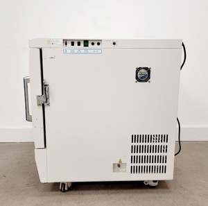 Thumbnail image of Lab Companion SIF-5000R Refrigerated Incubated Shaker - Shaking Incubator Lab