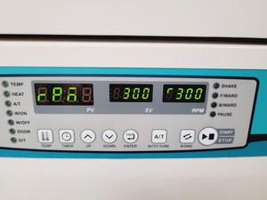 Thumbnail image of Lab Companion SIF-5000R Refrigerated Incubated Shaker - Shaking Incubator Lab