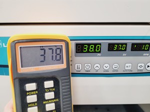 Thumbnail image of Lab Companion SIF-5000R Refrigerated Incubated Shaker - Shaking Incubator Lab