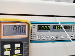Thumbnail image of Lab Companion SIF-5000R Refrigerated Incubated Shaker - Shaking Incubator Lab