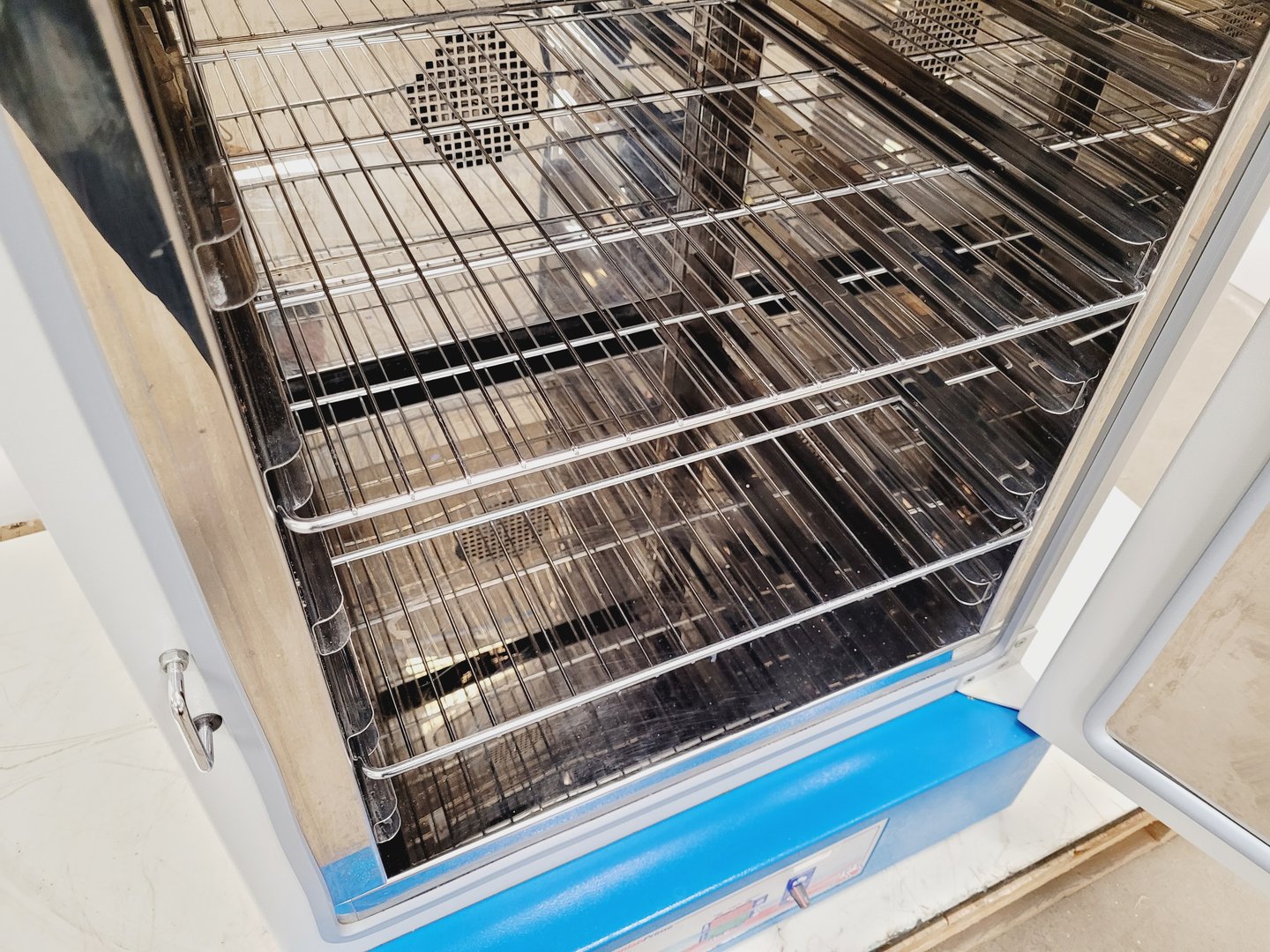 Image of Genlab Prime PRI/150 Laboratory Incubator Lab