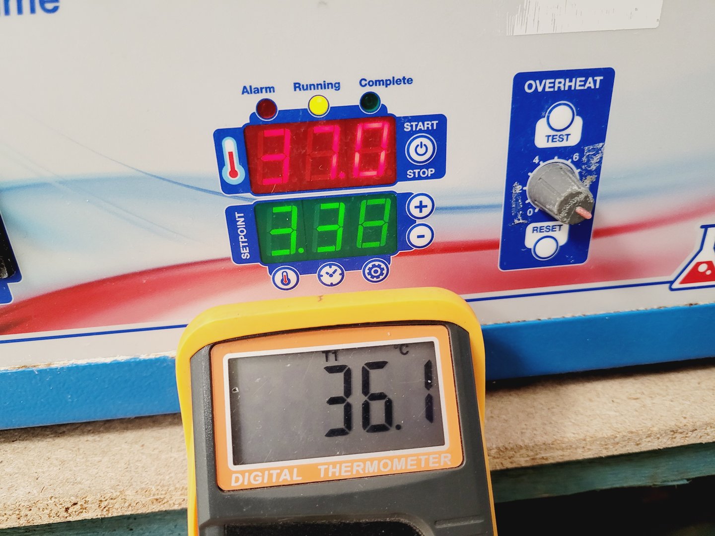 Image of Genlab Prime PRI/150 Laboratory Incubator Lab