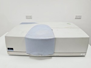 Thumbnail image of Perkin Elmer Lambda 950 UV/VIS Spectrophotometer System w/ PC & UV WinLab 