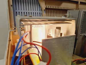 Thumbnail image of Perkin Elmer Lambda 35 UV/VIS Spectrophotometer System w/ PC & Software