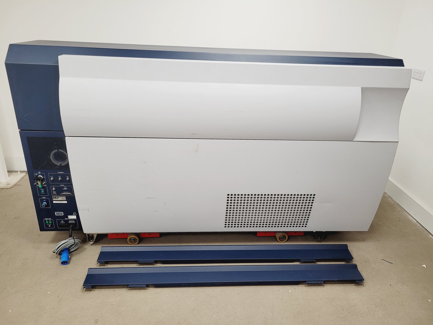 Image of Bruker Ultraflex TOF/TOF Mass Spectrometer Lab Spares/Repairs