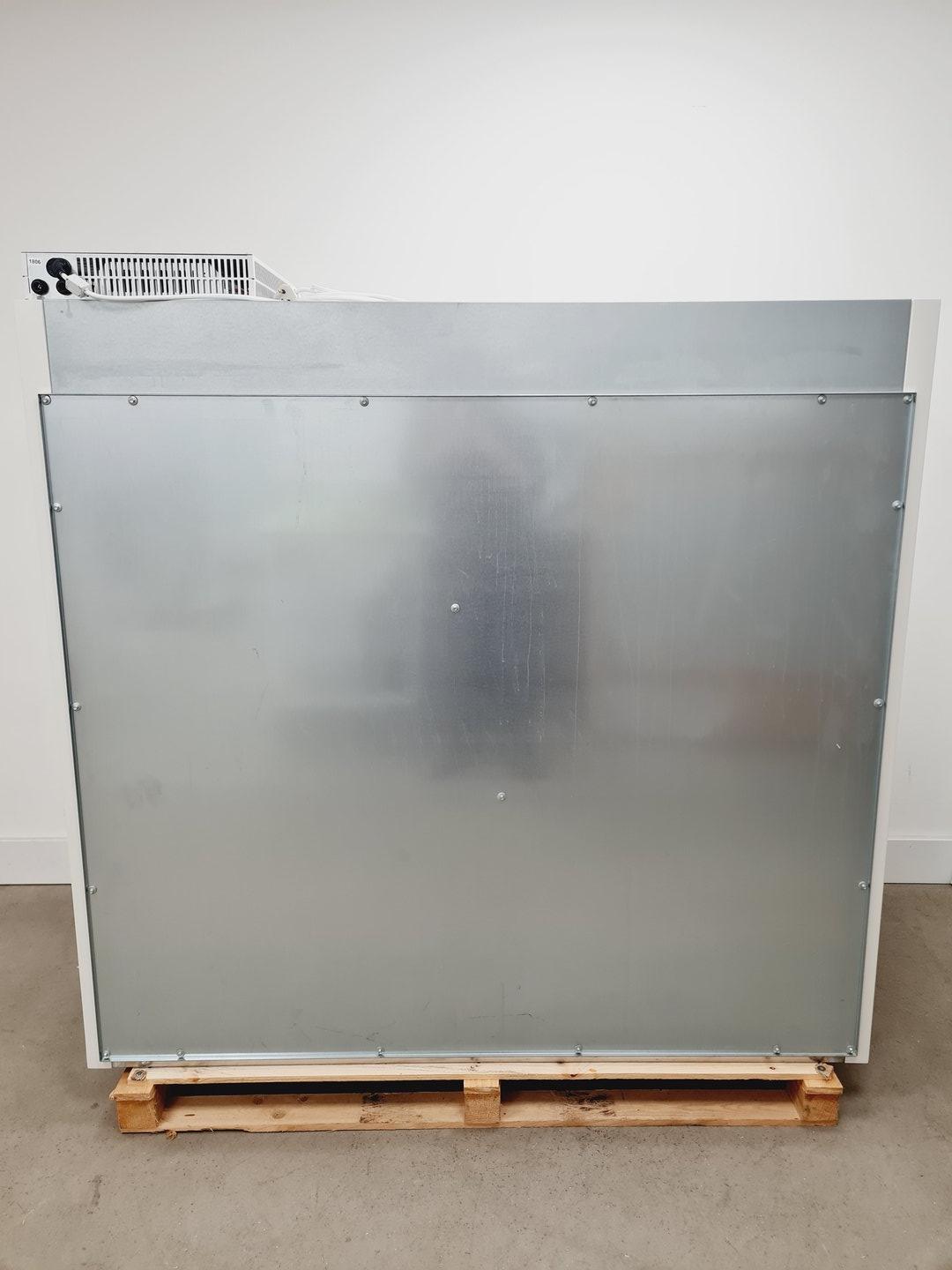 Image of Thermo Fisher Class 2 Safe 2020 1.5 Biological Safety Cabinet Lab