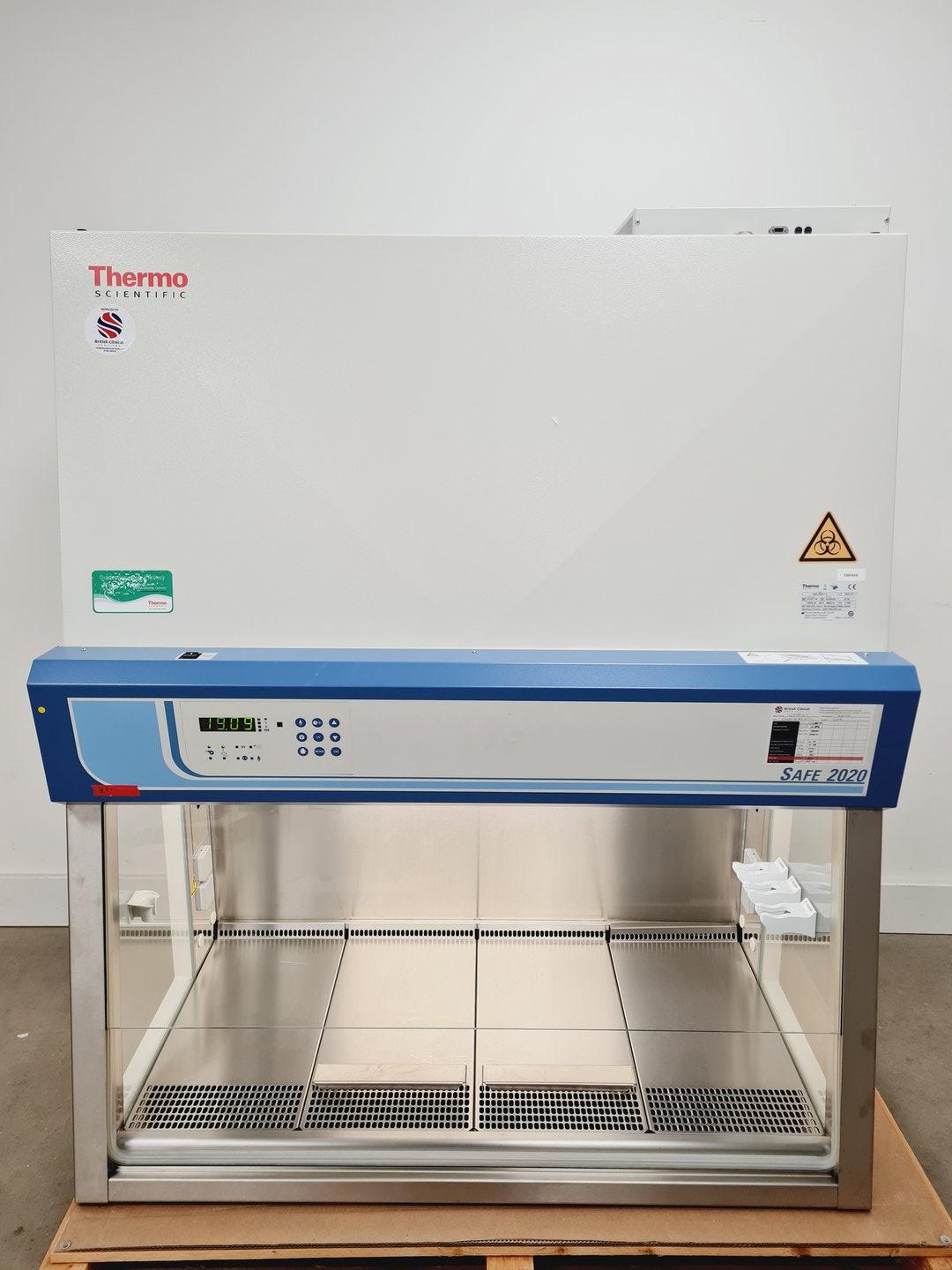 Image of Thermo Fisher Safe 2020 1.2 Class 2 Biological Safety Cabinet Lab