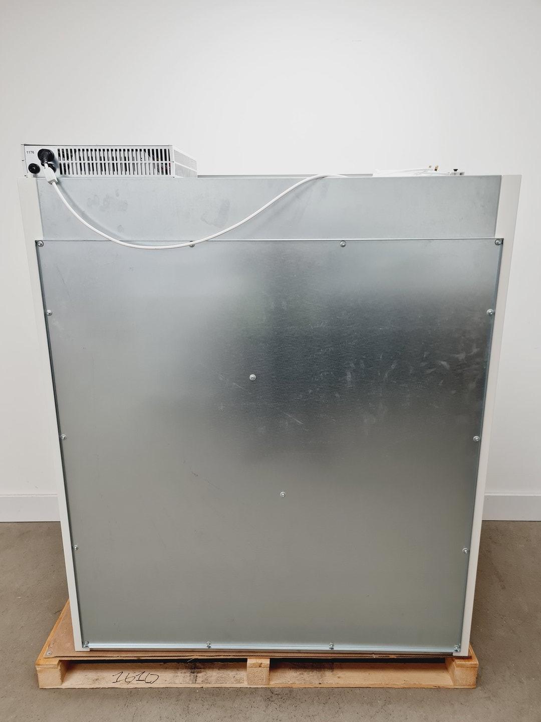 Image of Thermo Fisher Safe 2020 1.2 Class 2 Biological Safety Cabinet Lab