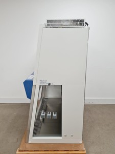 Thumbnail image of Thermo Fisher Safe 2020 1.2 Class 2 Biological Safety Cabinet Lab