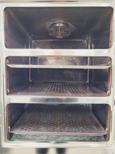 Thumbnail image of Thermo Scientific HERAcell 150i CO2 Incubator Double Stack Lab