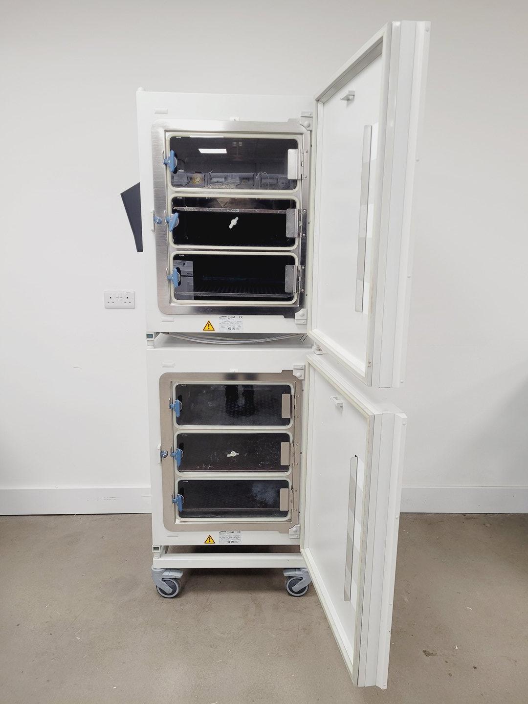 Image of Thermo Scientific HERAcell 150i CO2 Incubator Double Stack Lab