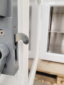 Thumbnail image of Stirling SU105UE Ultra Low Temperature Freezer Lab