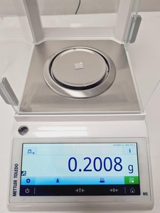 Thumbnail image of Mettler Toledo MS304TS/00 Analytical Balance Scales Lab