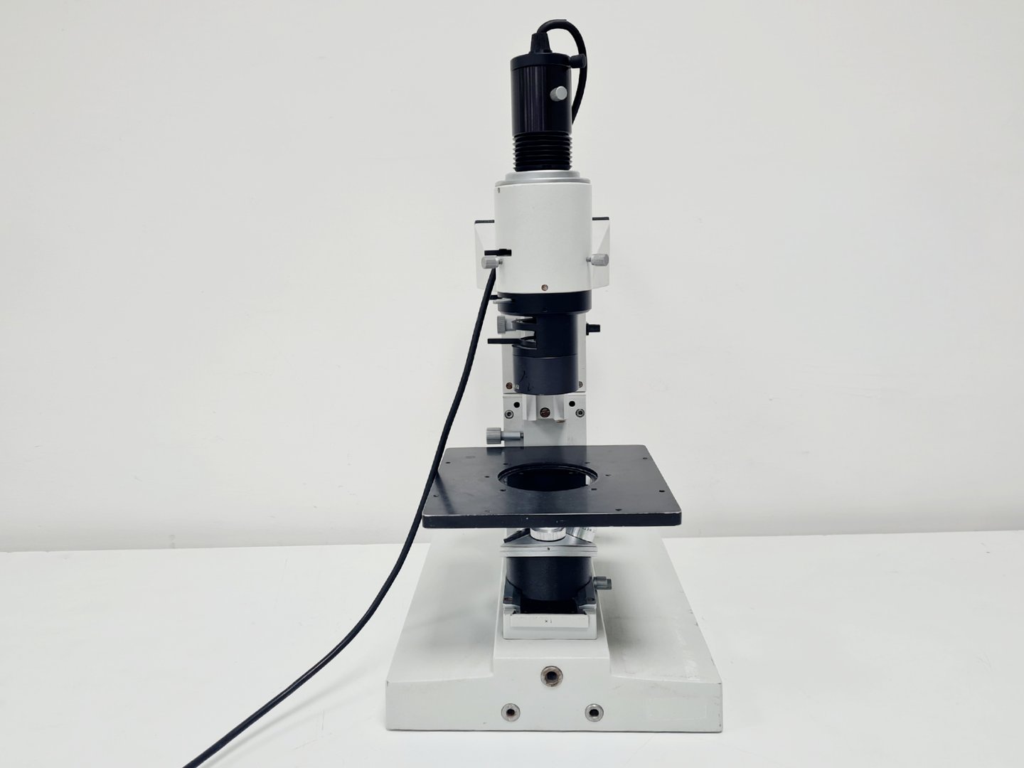 Image of Leitz Diavert Inverted Microscope Lab