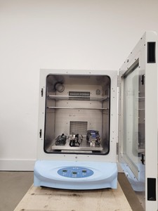 Thumbnail image of Thermo Scientific MaxQ 6000 Incubator Shaker Model SHKE6000-1CE Lab