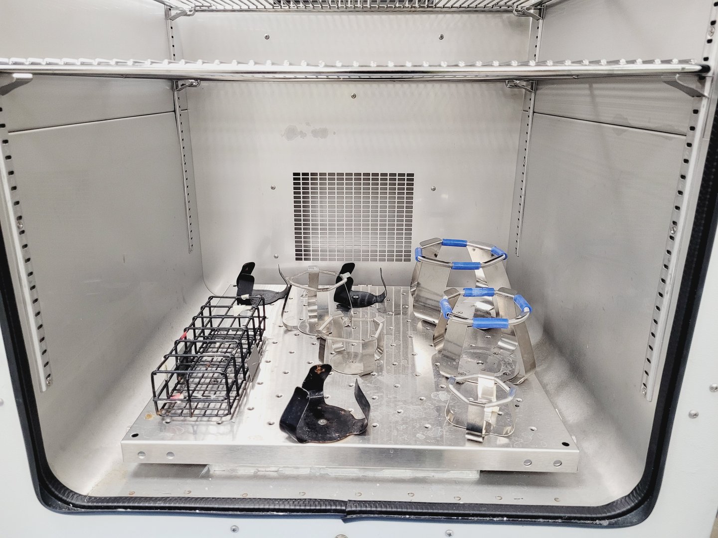 Image of Thermo Scientific MaxQ 6000 Incubator Shaker Model SHKE6000-1CE Lab