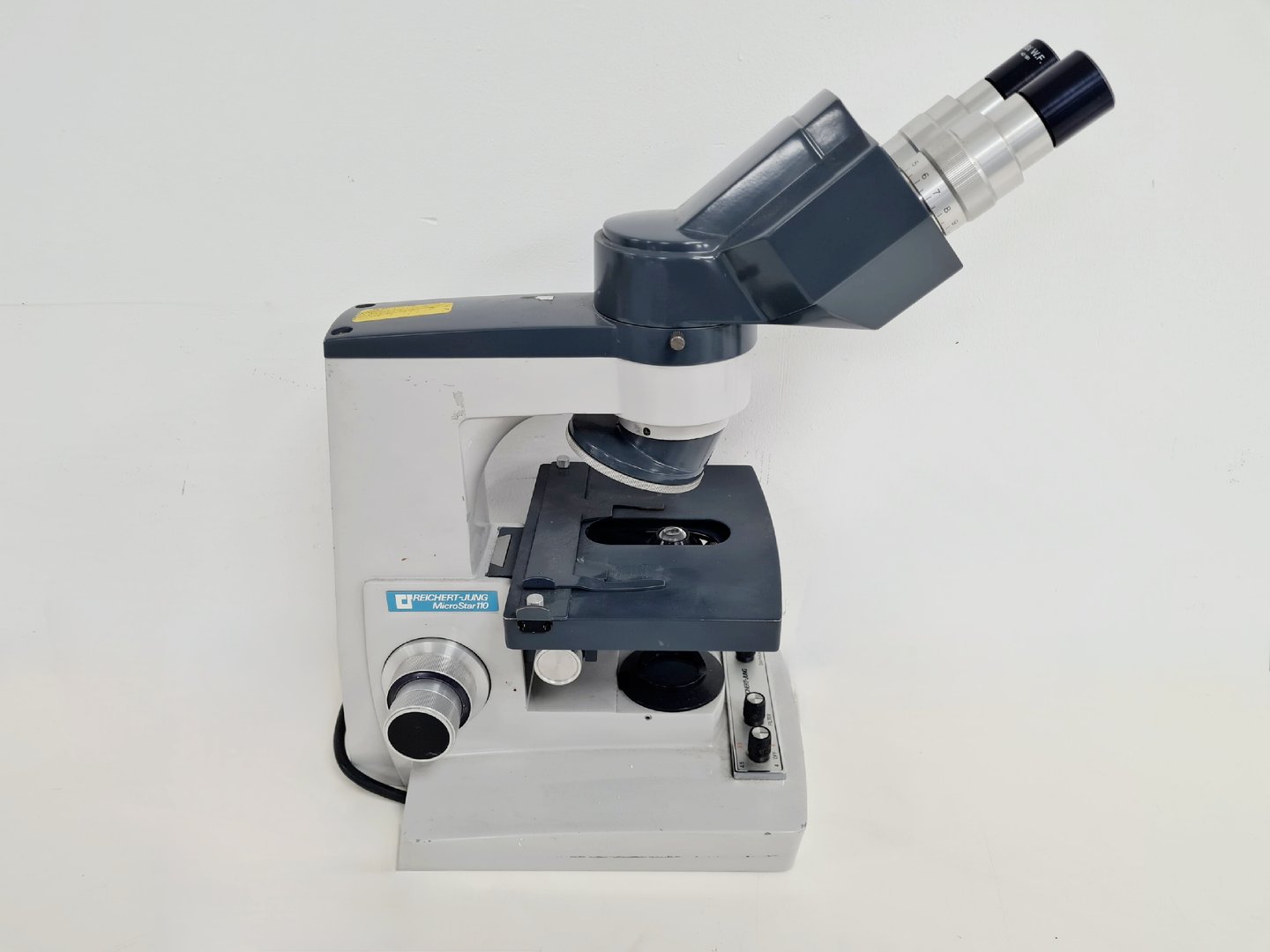 Reichert-Jung MicroStar 110 Illuminator Model 1130B Microscope Lab