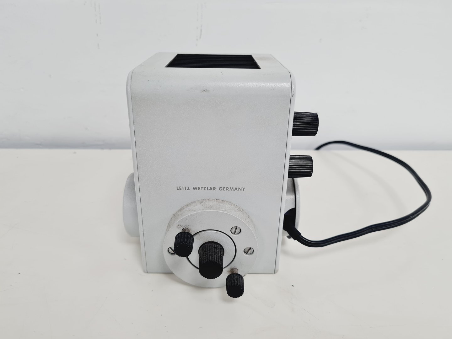 Image of Leitz Dialux 22 Fluorescence Microscope With Camera + Control Unit Lab Faulty