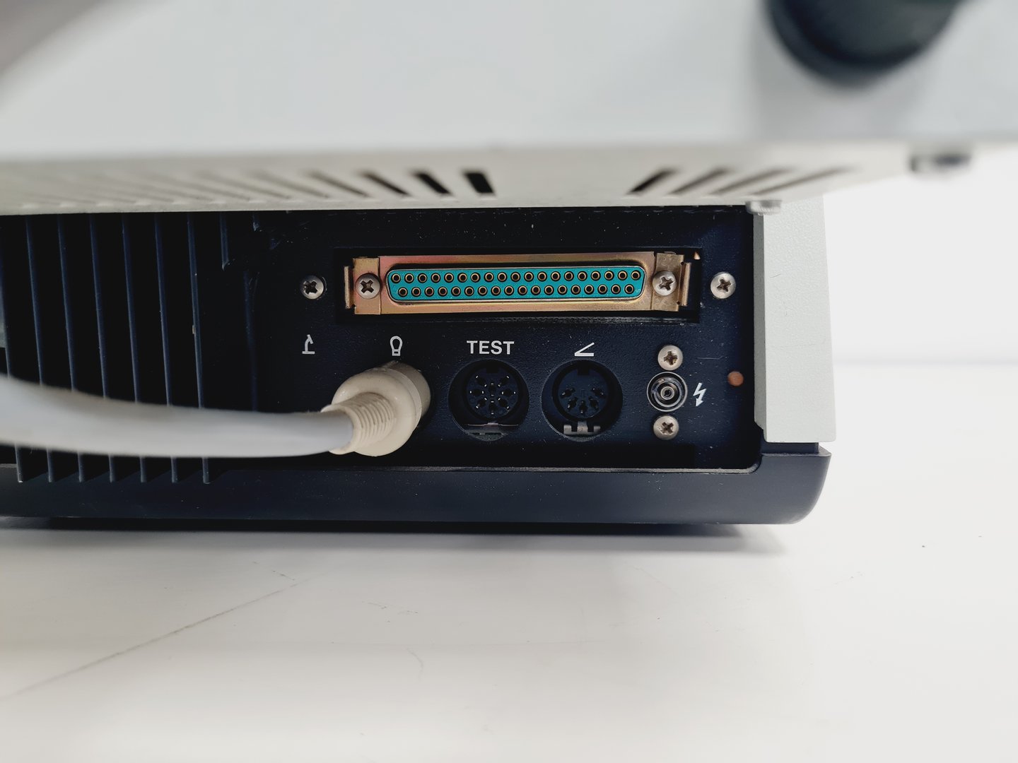 Image of Leitz Dialux 22 Fluorescence Microscope With Camera + Control Unit Lab Faulty