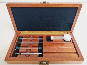 Thumbnail image of MicroCal Microcalorimeter System With VP-ITC, VP-DSC + Control Unit
