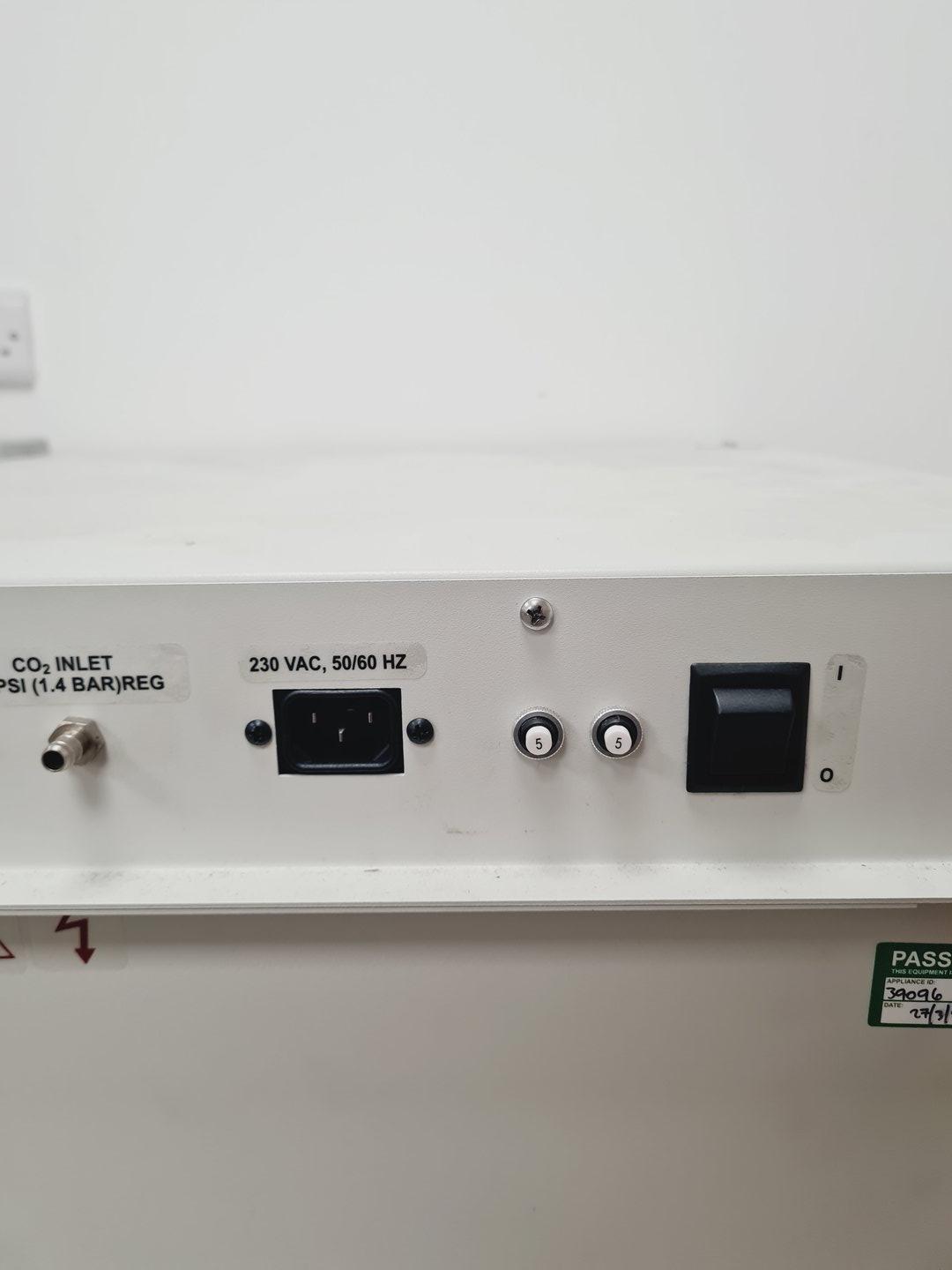 Image of Nuaire NU-5800E C02 Incubator Lab Spares/Repairs