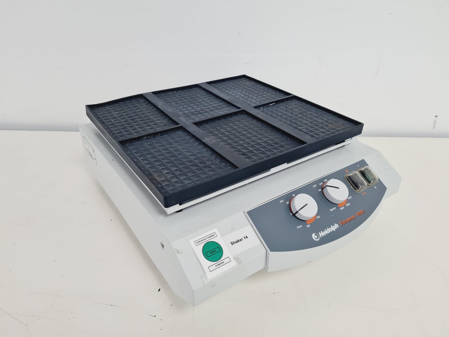 Image of Heidolph Titramax 1000 Laboratory Platform Shaker Lab