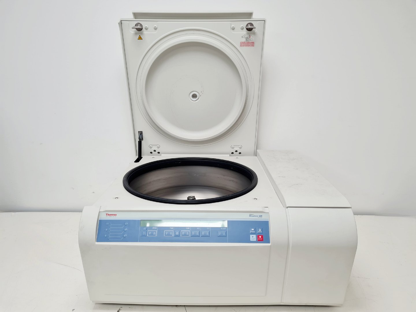 Image of Thermo Fisher Megafuge 40R Centrifuge