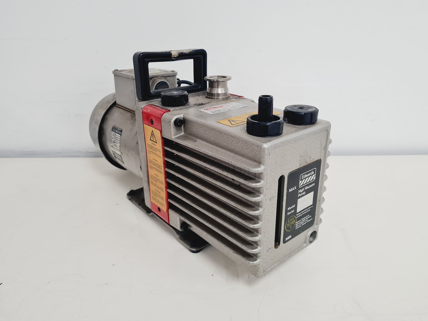 Image of Edwards E2M-5 AZ Two Stage High Vacuum Pump