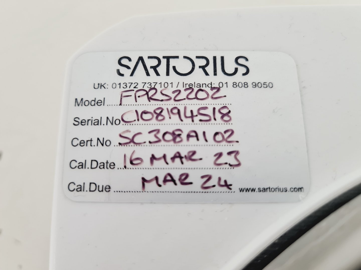 Image of FisherBrand Precision Series FPRS2202 Balance Lab