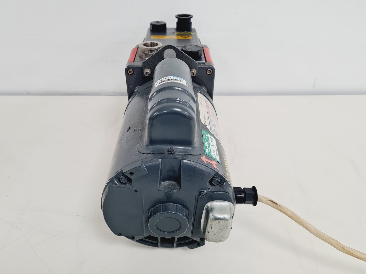 Image of Edwards E2M-12 12 Two Stage high Vacuum Pump