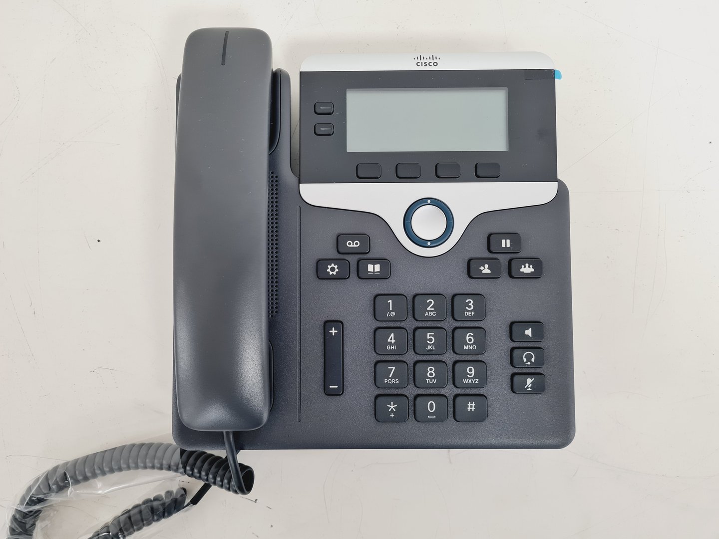 Image of Lot Of Cisco Wifi Phones, Access Points, Catalysts And More Lab