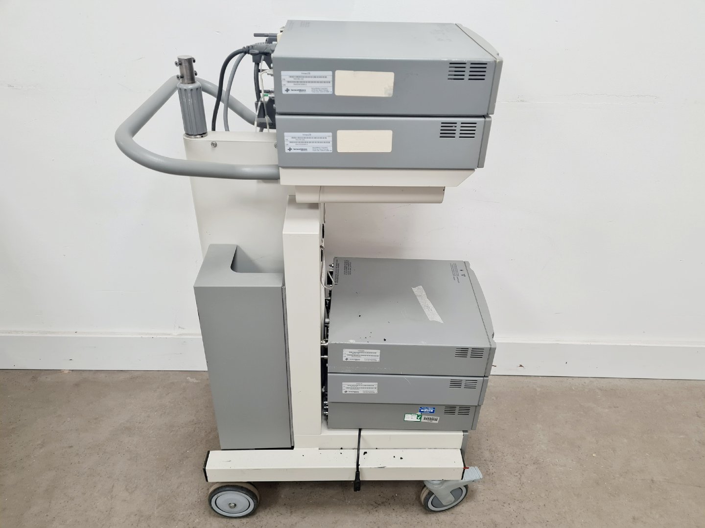 Image of SensorMedics  Medical Cart With Vmax Series 29 + 22