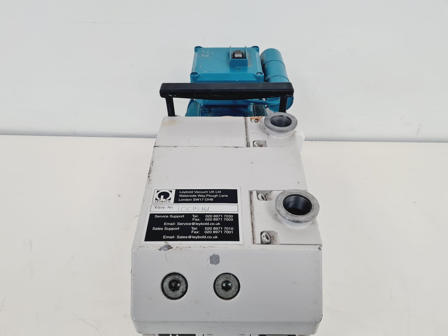 Image of Leybold S16B/WS Trivac Rotary Vane Vacuum Pump