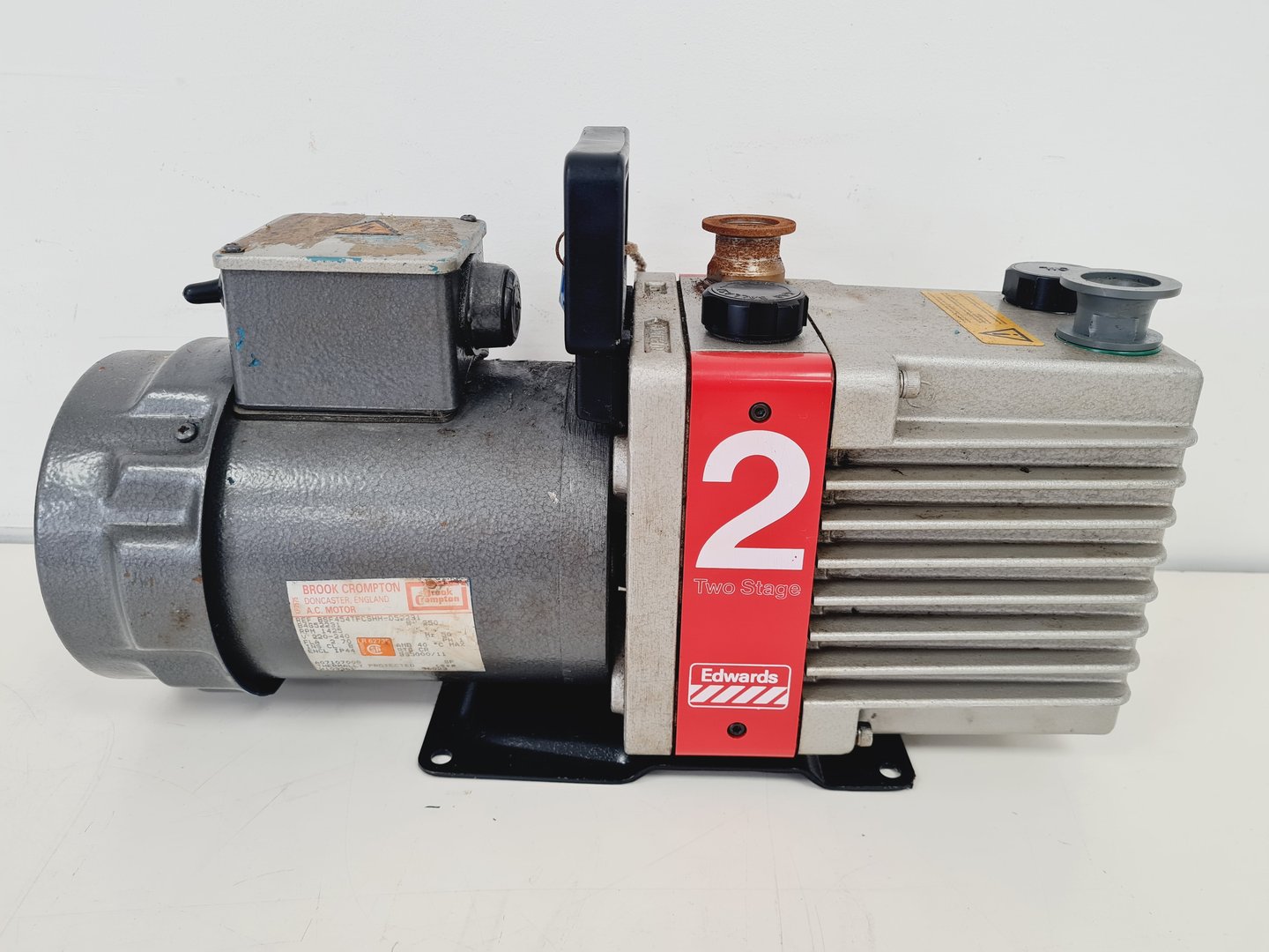 Image of Edwards Model E2M2 Rotary Vane High Vacuum Pump 2 Two stage Lab