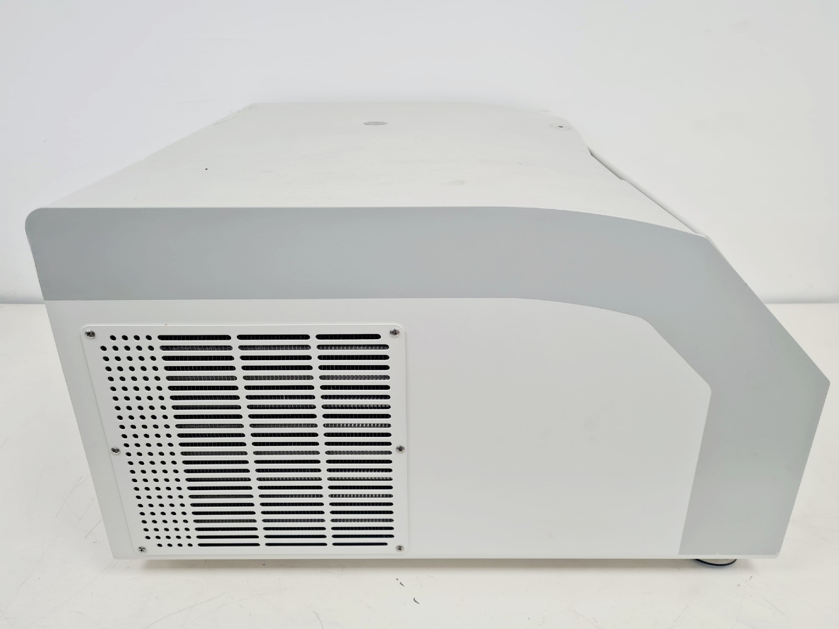 Image of Sigma 3-18K Refrigerated Benchtop Laboratory Centrifuge Spares/Repairs