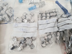 Thumbnail image of Job Lot Of Swagelok Pressure Gauges + Compression Fittings