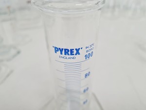 Thumbnail image of Lot Of Pyrex,Schott, FisherBrand and Simax Lab Glassware 