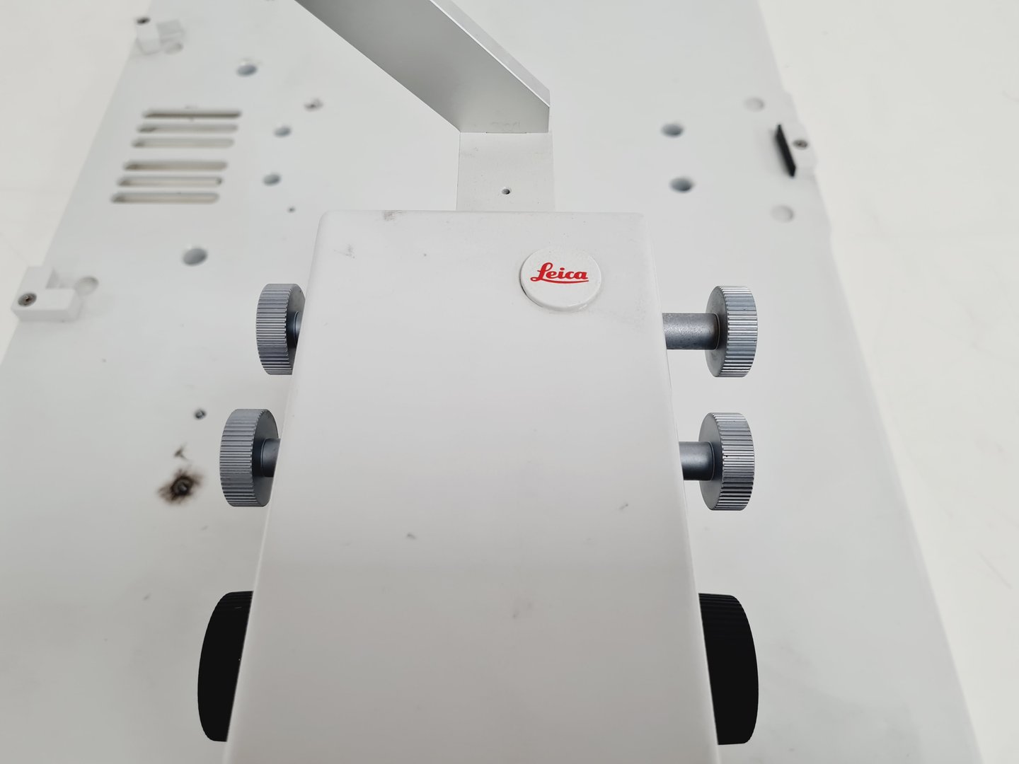 Image of Leica Microscope Micromanipulator with Stand Lab
