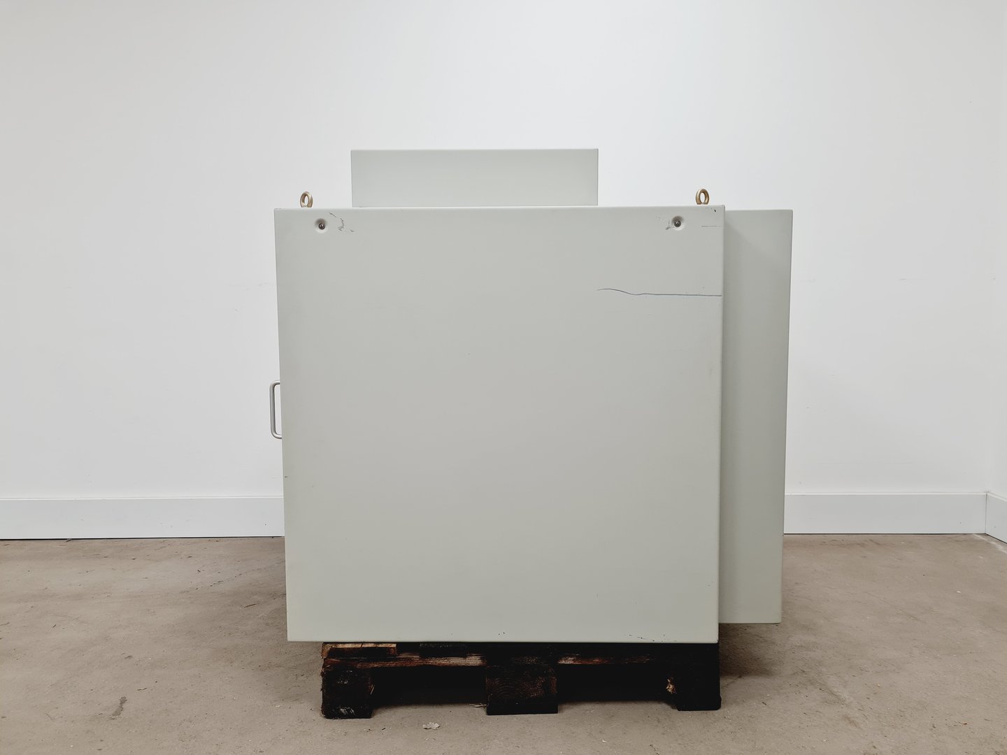 Image of  Siemens D5000 X-ray Powder Diffraction (XRD) System Lab