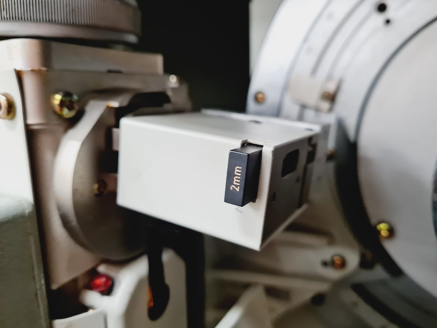 Image of  Siemens D5000 X-ray Powder Diffraction (XRD) System Lab