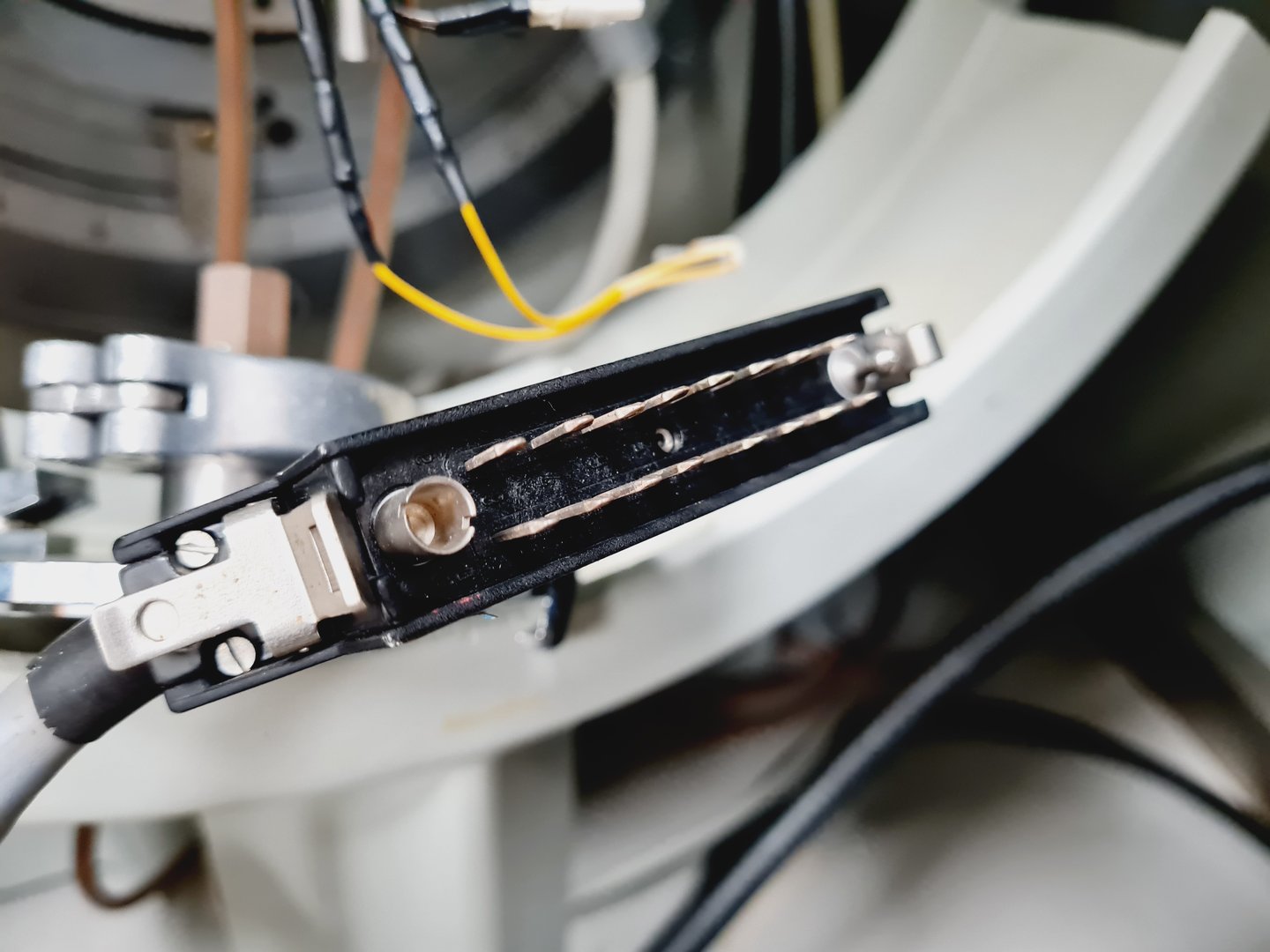 Image of  Siemens D5000 X-ray Powder Diffraction (XRD) System Lab