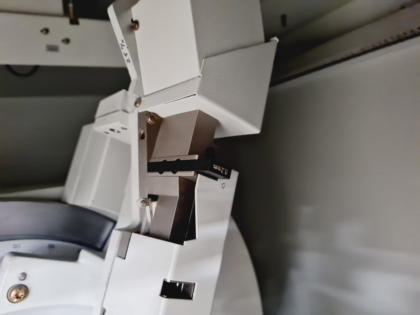 Image of  Siemens D5000 X-ray Powder Diffraction (XRD) System Lab