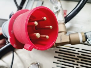 Thumbnail image of  Siemens D5000 X-ray Powder Diffraction (XRD) System Lab