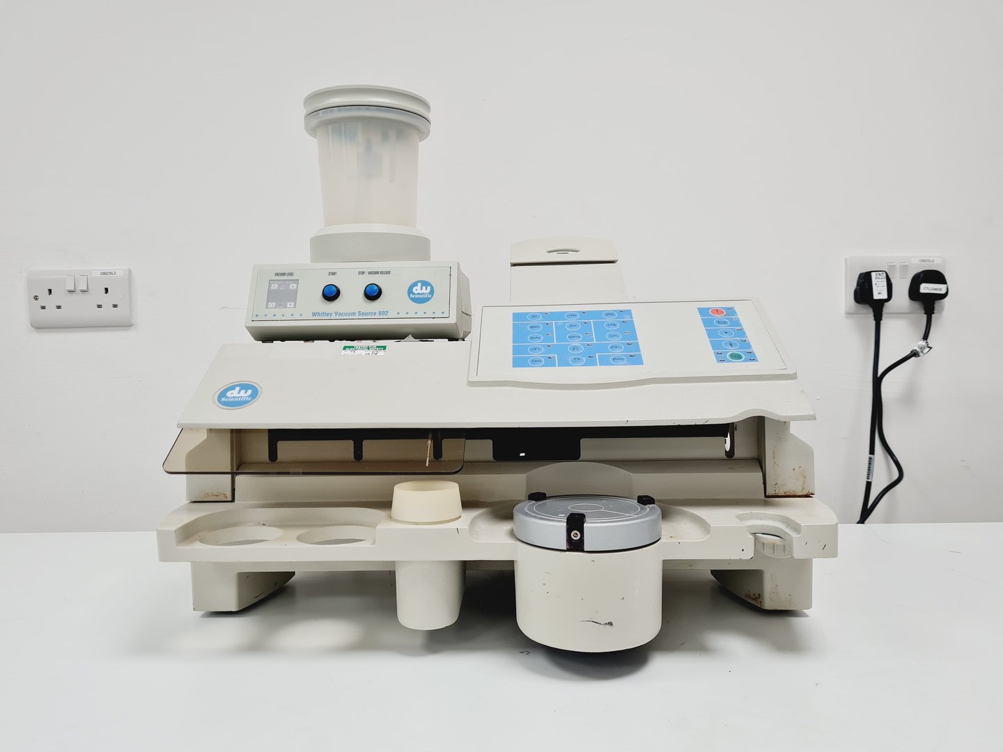 Image of DW Scientific Whitley Automated Spiral Plater (WASP) System w/ Vacuum Source 602