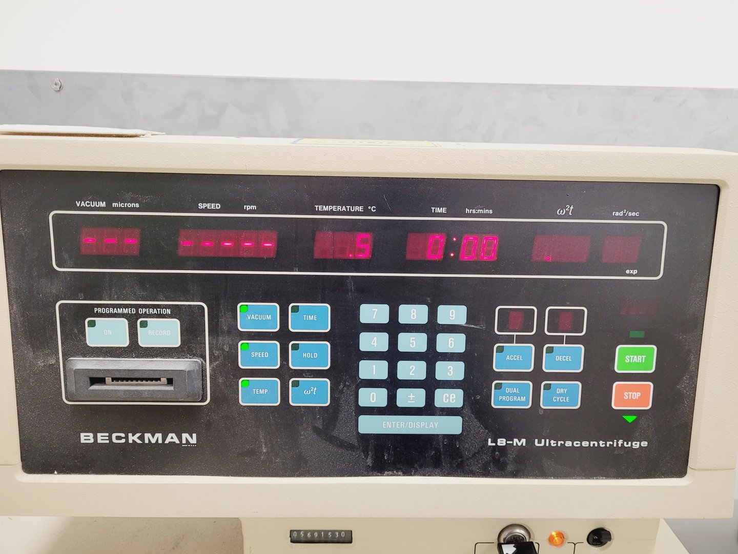 Image of Beckman L8-60MR Ultracentrifuge Lab Spares/Repairs