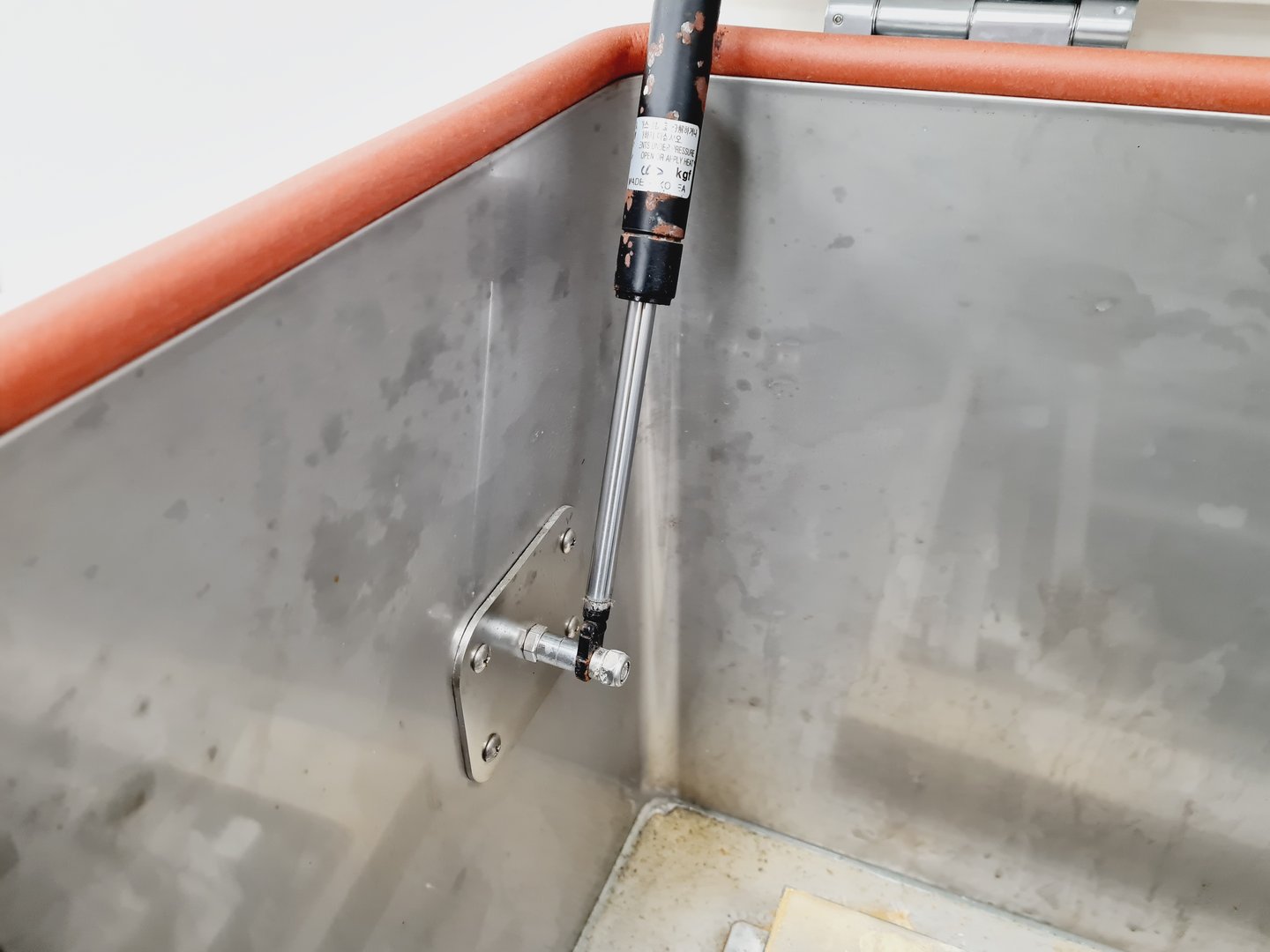 Image of Lab Companion IS-971R Shaking Incubator Lab Cooling Fault