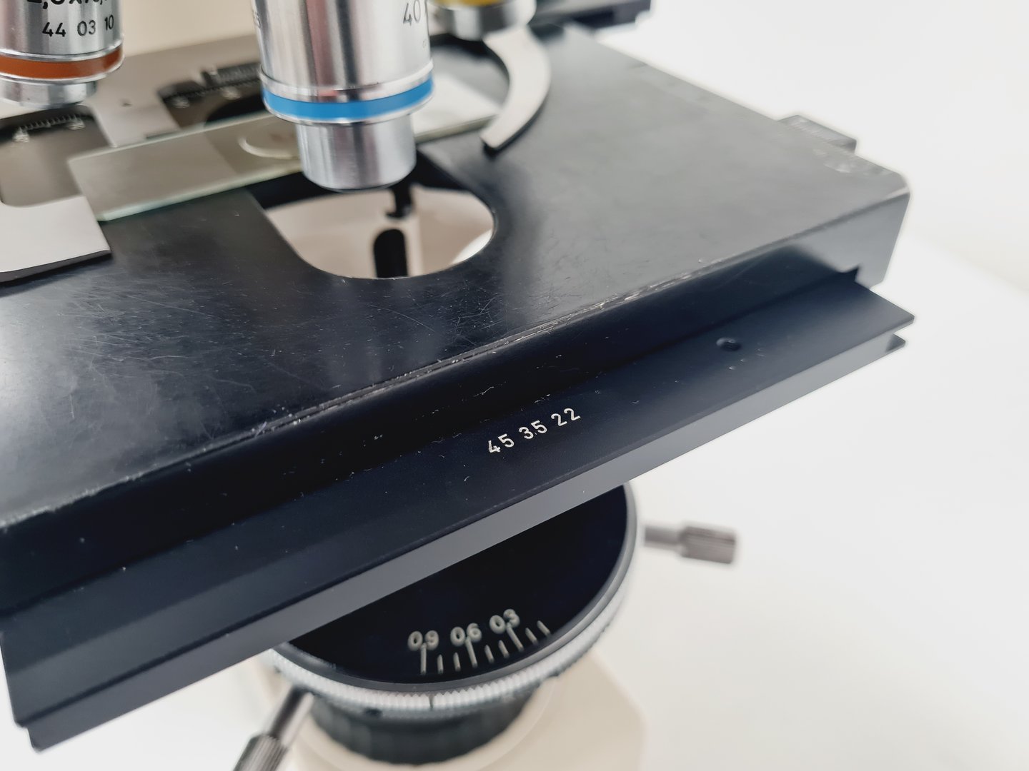 Image of Carl Zeiss Axioskop El Einsatz Fluorescence Microscope w/ 5 Objectives