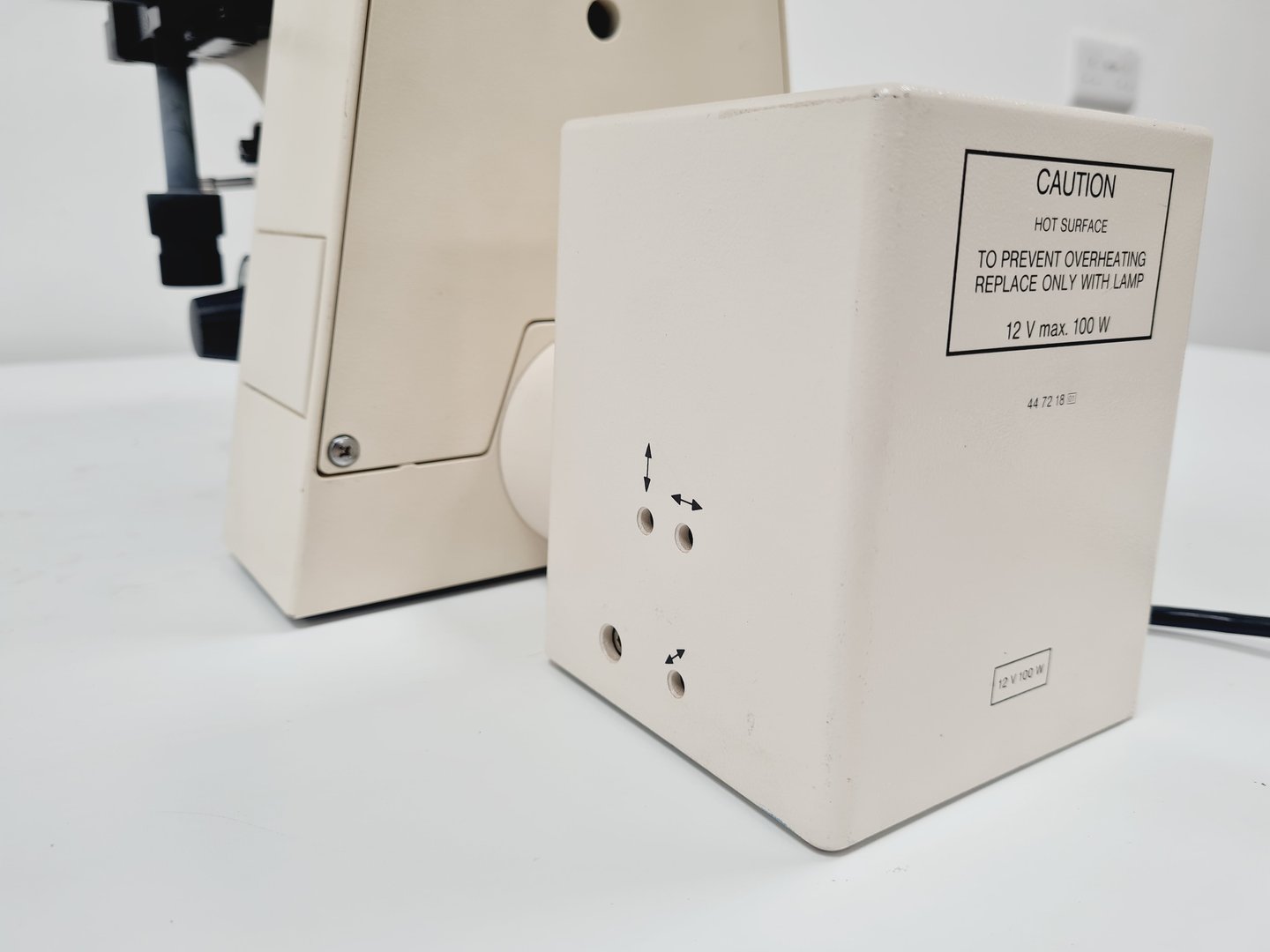 Image of Carl Zeiss Axioskop El Einsatz Fluorescence Microscope w/ 5 Objectives
