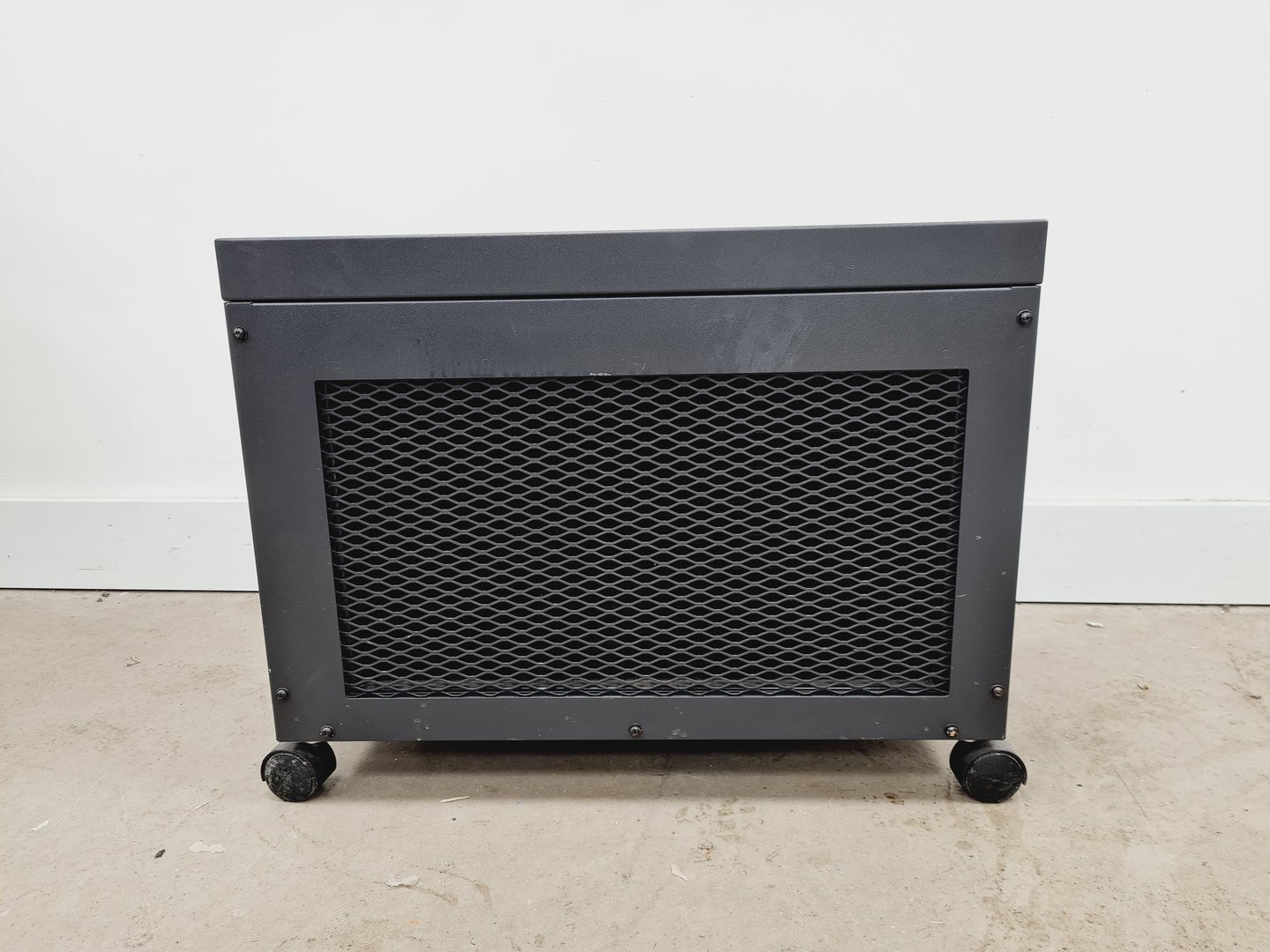 Image of Coherent Enterprise Laser Head & Coherent Laserpure 5 Chiller Lab