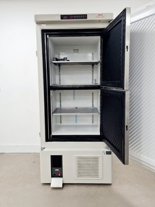 Thumbnail image of Sanyo MDF-U4186S Ultra Low Temperature Laboratory Freezer Lab